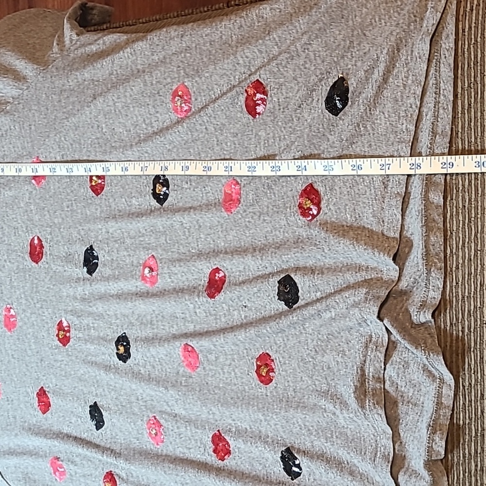 Lane Bryant Sequined Lips Tee Shirt - Picture 11 of 12